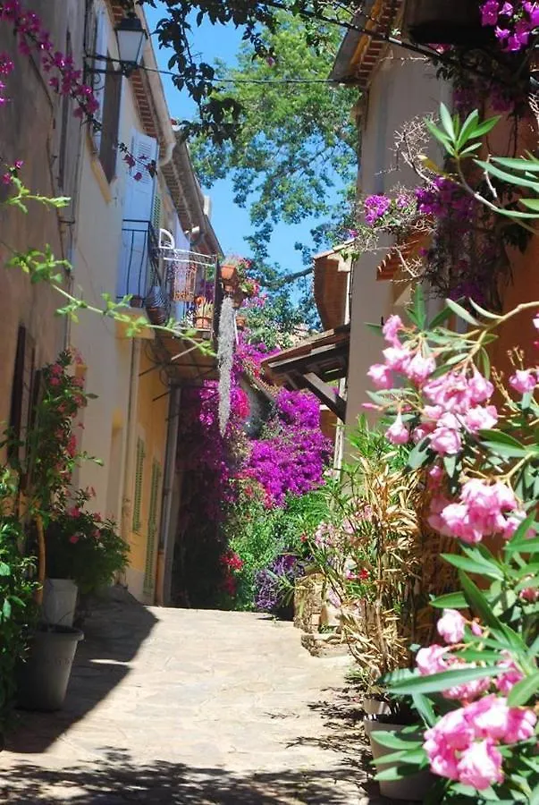 Hostellerie Du Cigalou Bormes-les-Mimosas Hotel