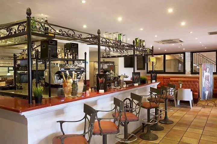 Hostellerie Du Cigalou Bormes-les-Mimosas