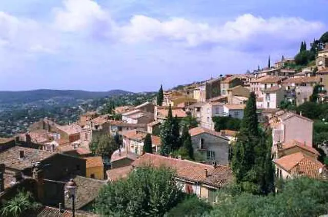 Hostellerie Du Cigalou Bormes-les-Mimosas 3*,
