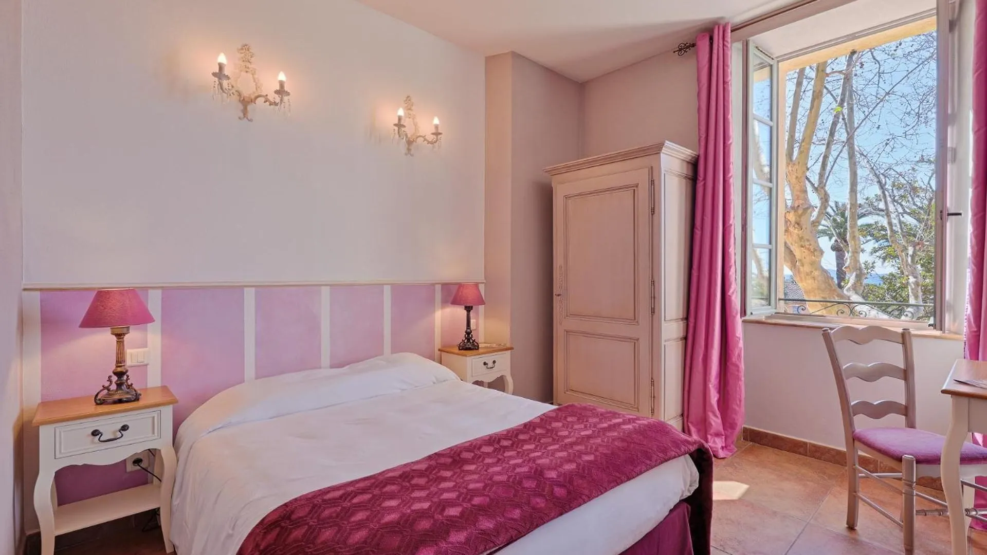 Hostellerie Du Cigalou Bormes-les-Mimosas 3*,  Frankrike